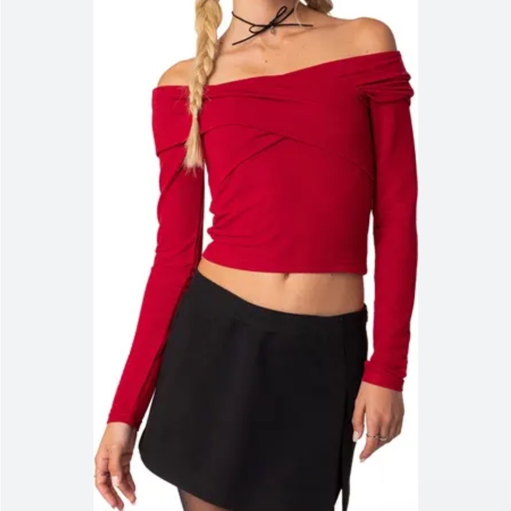 Edikted Crossover Off The Shoulder Top in Red NWT Size Medium